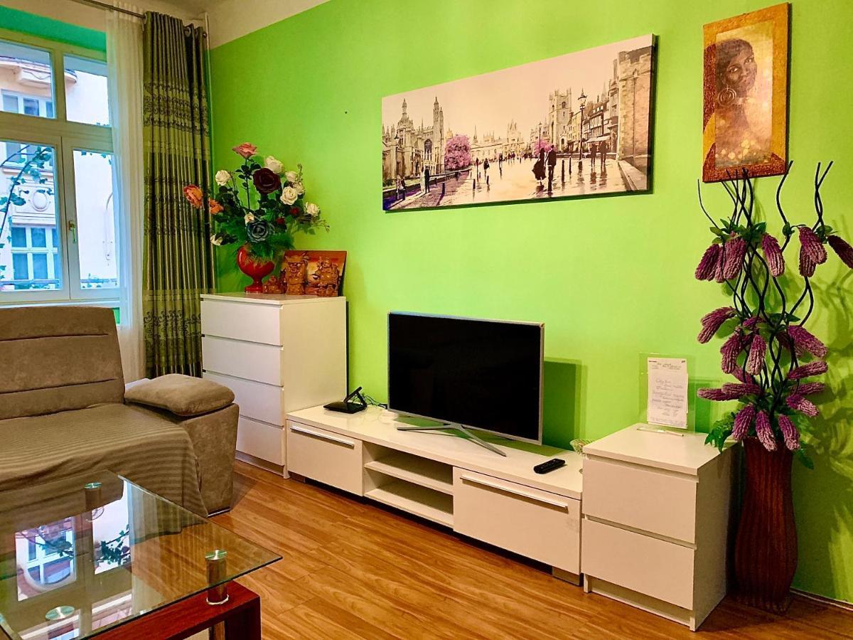 קרלובי וארי Blue Rose Apartman מראה חיצוני תמונה